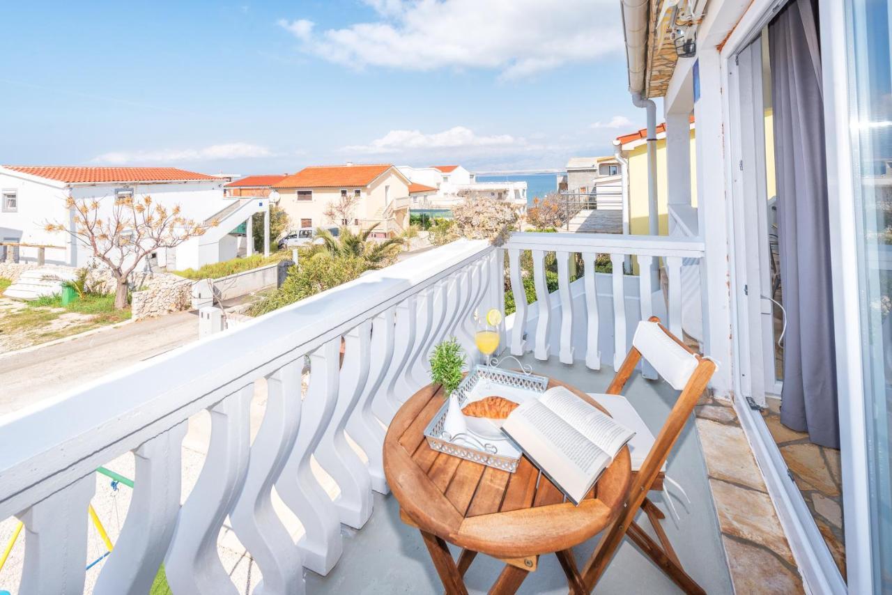 Apartment Tema Vir Kültér fotó